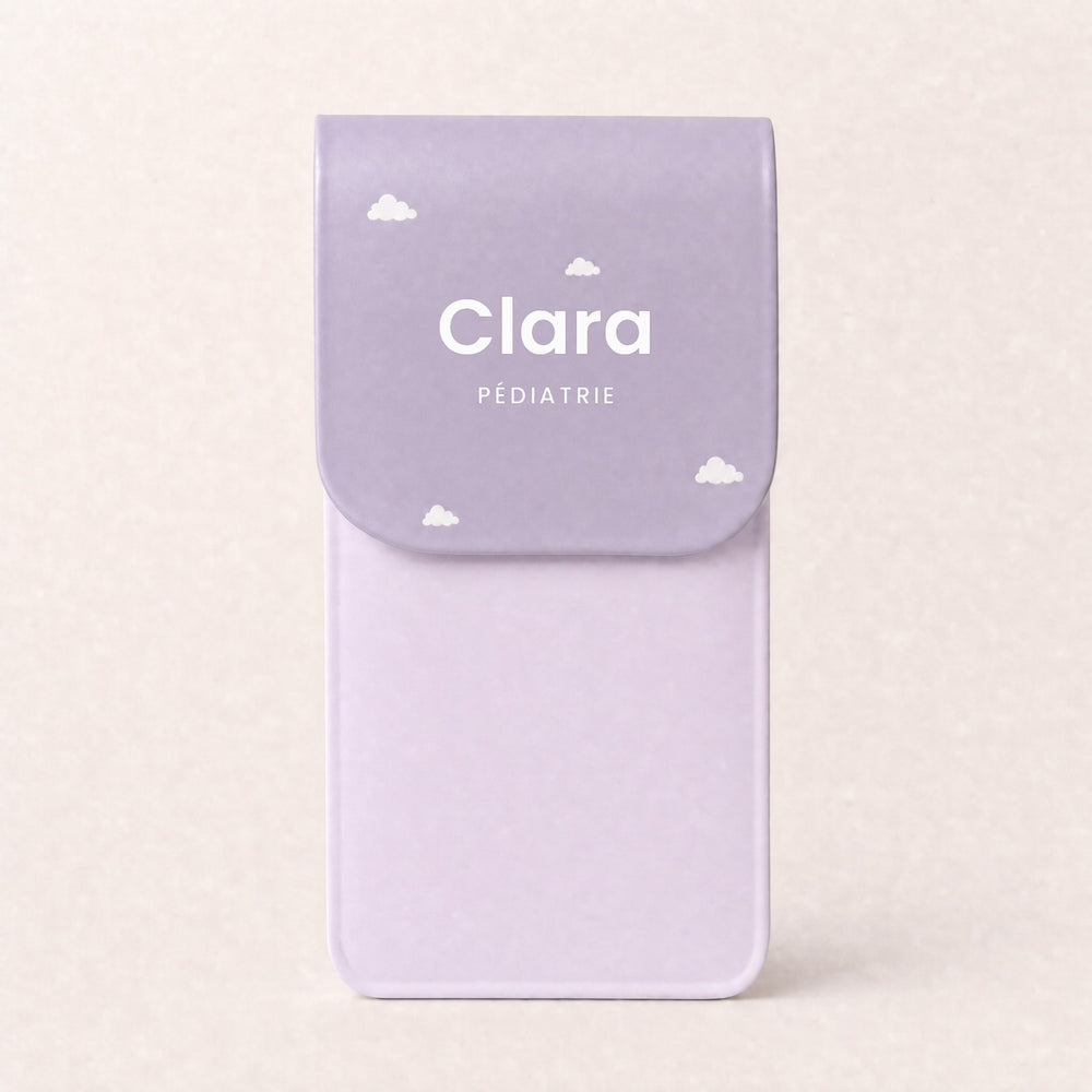 Pochette Nuage lavande personnalisée « Clara · Pédiatrie »